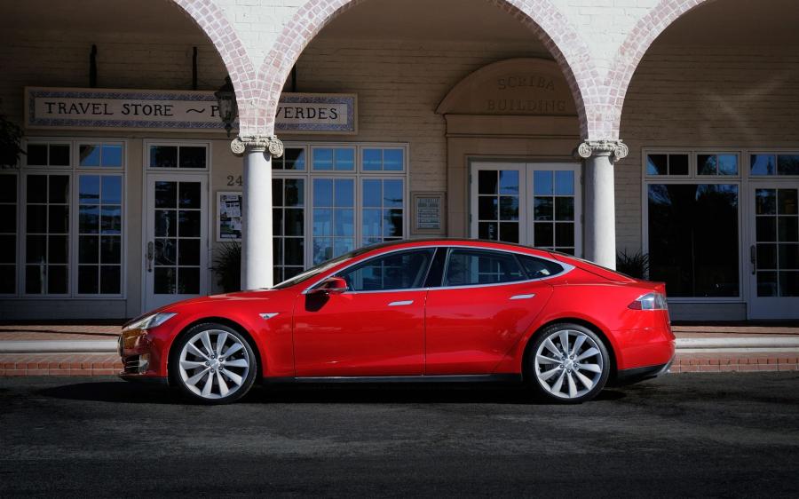  Tesla Model S 2012 года  (фото 75 из 88)